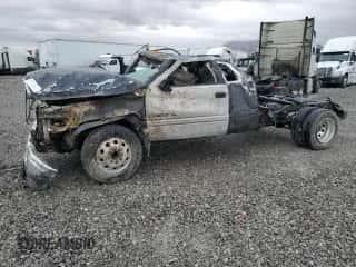 2001 Dodge 3500 z VIN 1B7MC337X1J603696, wystawiony jako Copart lot #45352605 z przebiegiem Nie podano mil oraz Szkoda całkowita • Salvage title. Historia ofert i sprzedaży dostępna na DreamBid. Obrazek 1.