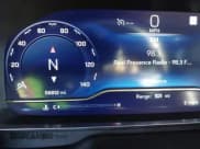 ✅ 2022 Chevrolet Suburban Premier • VIN: 1GNSKFKD3NR267634 • Lot: 42737206. Wystawiony na IAAI z przebiegiem 59 812 mil. Bezpłatny archiwum sprzedaży aukcyjnych z USA i szczegółowy raport historii pojazdu na DreamBid. Zdjęcie 15.