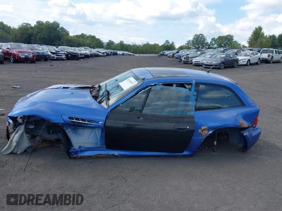 ✅ 1999 BMW Z3 • VIN: WBSCM9332XLC60352 • Лот: 43235673. Опубликован ранее на IAAI с пробегом 194 244 миль. Бесплатный доступ к архиву аукционных продаж из США и подробный отчёт об истории автомобиля на DreamBid. Изображение 14.