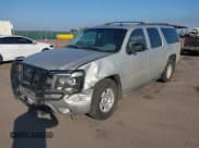 ✅ 2009 Chevrolet Suburban 2LT • VIN: 1GNFK26389R190745 • Lot: 43252001. Wystawiony na IAAI z przebiegiem 238 572 mil. Bezpłatny archiwum sprzedaży aukcyjnych z USA i szczegółowy raport historii pojazdu na DreamBid. Zdjęcie 2.