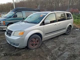✅ 2008 Dodge Grand Caravan SXT • VIN: 1D8HN54P18B154176 • Lot: 94908725. Listed on Copart with 174,448 mi. Free auction sales archive from the USA and detailed vehicle history report at DreamBid. Image 1.