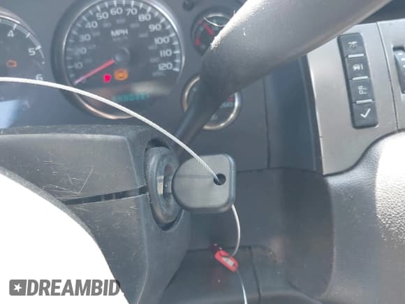 ✅ 2007 Chevrolet Suburban LT • VIN: 1GNFC16077R372737 • Лот: 41917140. Опубликован ранее на IAAI с пробегом 249 075 миль. Бесплатный доступ к архиву аукционных продаж из США и подробный отчёт об истории автомобиля на DreamBid. Изображение 11.