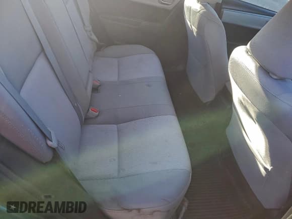 ✅ 2015 Toyota Corolla LE • VIN: 5YFBURHE1FP252386 • Лот: 95434925. Опубликован ранее на Copart с пробегом 94 768 миль. Бесплатный доступ к архиву аукционных продаж из США и подробный отчёт об истории автомобиля на DreamBid. Изображение 10.