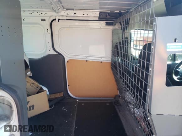 ✅ 2020 Ford Transit Connect XLT • VIN: NM0LS7F21L1450485 • Лот: 71868385. Опубликован ранее на Copart с пробегом 116 780 миль. Бесплатный доступ к архиву аукционных продаж из США и подробный отчёт об истории автомобиля на DreamBid. Изображение 11.