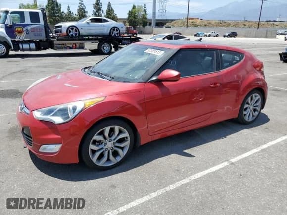 ✅ 2013 Hyundai Veloster w/Gray Int • VIN: KMHTC6AD6DU172584 • Lot: 82425004. Wystawiony na Copart z przebiegiem 135 563 mil. Bezpłatny archiwum sprzedaży aukcyjnych z USA i szczegółowy raport historii pojazdu na DreamBid. Zdjęcie 1.