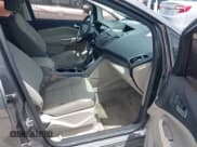 ✅ 2013 Ford C-Max SE • VIN: 1FADP5AU8DL556966 • Лот: 42420493. Опубликован ранее на IAAI с пробегом 70 719 миль. Бесплатный доступ к архиву аукционных продаж из США и подробный отчёт об истории автомобиля на DreamBid. Изображение 5.