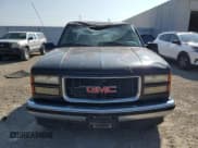 ✅ 1998 GMC Sierra 1500 • VIN: 2GTEK19R6W1553174 • Лот: 71101985. Опубликован ранее на Copart с пробегом 164 198 миль. Бесплатный доступ к архиву аукционных продаж из США и подробный отчёт об истории автомобиля на DreamBid. Изображение 5.