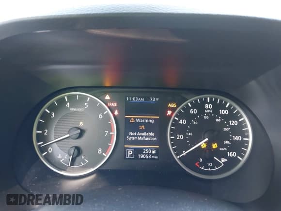 ✅ 2021 Nissan Sentra S • VIN: 3N1AB8BVXMY295533 • Lot: 43207962. Listed on IAAI with 19,053 mi. Free auction sales archive from the USA and detailed vehicle history report at DreamBid. Image 7.