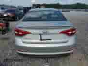 2016 Hyundai Sonata 2.4L z VIN 5NPE24AF4GH411988, wystawiony jako Copart lot #66288885 z przebiegiem Nie podano mil oraz Szkoda całkowita • Salvage title. Historia ofert i sprzedaży dostępna na DreamBid. Obrazek 6.