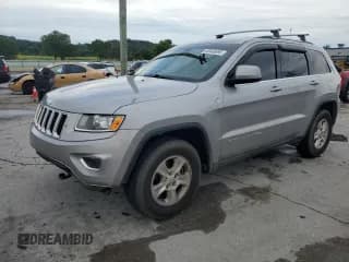 ✅ 2016 Jeep Grand Cherokee Laredo • VIN: 1C4RJFAG2GC338401 • Лот: 60445695. Опубликован ранее на Copart с пробегом 130 875 миль. Бесплатный доступ к архиву аукционных продаж из США и подробный отчёт об истории автомобиля на DreamBid. Изображение 1.