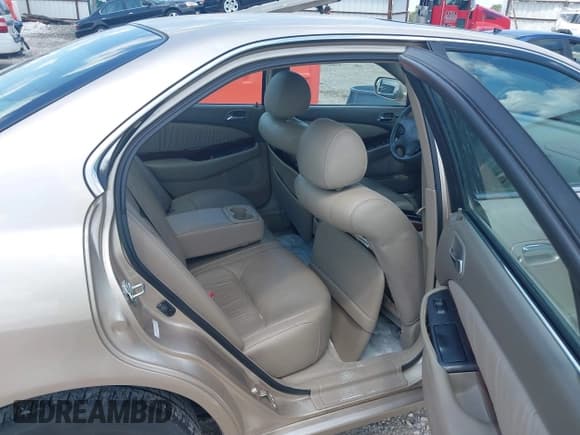 ✅ 2000 Acura TL • VIN: 19UUA5660YA034387 • Lot: 42993062. Listed on IAAI with 210,103 mi. Free auction sales archive from the USA and detailed vehicle history report at DreamBid. Image 8.