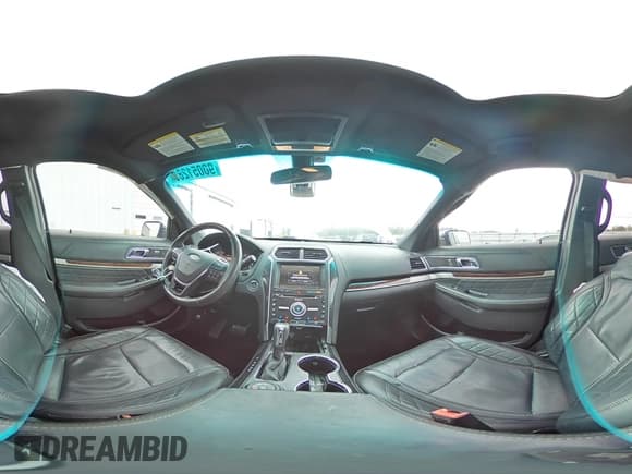 ✅ 2016 Ford Explorer Platinum • VIN: 1FM5K8HT2GGC55016 • Лот: 90051285. Опубликован ранее на Copart с пробегом 156 306 миль. Бесплатный доступ к архиву аукционных продаж из США и подробный отчёт об истории автомобиля на DreamBid. Изображение 16.