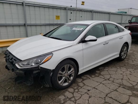 ✅ 2018 Hyundai Sonata Limited • VIN: 5NPE34AF7JH653338 • Lot: 47619143. Listed on Copart with 55,082 mi. Free auction sales archive from the USA and detailed vehicle history report at DreamBid. Image 1.