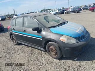 ✅ 2007 Nissan Versa S • VIN: 3N1BC13E37L393070 • Lot: 42621545. Listed on IAAI with 210,680 mi. Free auction sales archive from the USA and detailed vehicle history report at DreamBid. Image 1.