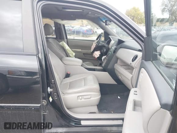 ✅ 2011 Honda Pilot EX-L • VIN: 5FNYF4H51BB029486 • Лот: 43364716. Опубликован ранее на IAAI с пробегом 200 218 миль. Бесплатный доступ к архиву аукционных продаж из США и подробный отчёт об истории автомобиля на DreamBid. Изображение 5.