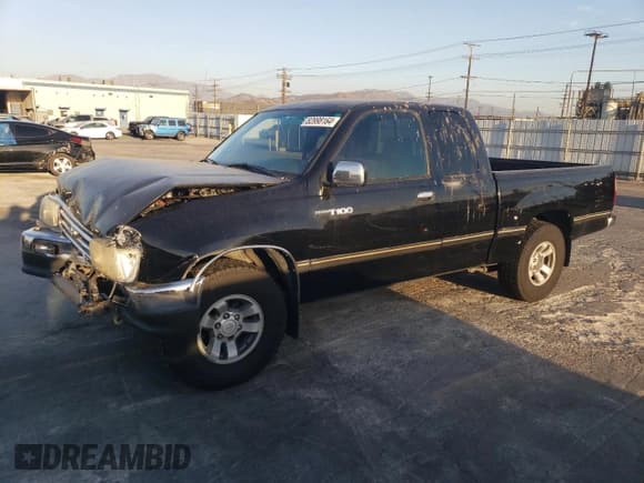 ✅ 1997 Toyota T100 SR5 • VIN: JT4TN14D5V0037327 • Lot: 82998164. Listed on Copart with 227,476 mi. Free auction sales archive from the USA and detailed vehicle history report at DreamBid. Image 1.