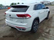 ✅ 2023 Volkswagen Atlas SEL Premium R-Line • VIN: 1V2FE2CA8PC221736 • Lot: 42155629. Wystawiony na IAAI z przebiegiem 54 394 mil. Bezpłatny archiwum sprzedaży aukcyjnych z USA i szczegółowy raport historii pojazdu na DreamBid. Zdjęcie 4.