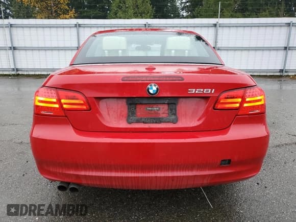 ✅ 2011 BMW 3 Series 328i • VIN: WBADW7C50BE727285 • Lot: 92631455. Listed on Copart with 80,038 mi. Free auction sales archive from the USA and detailed vehicle history report at DreamBid. Image 6.