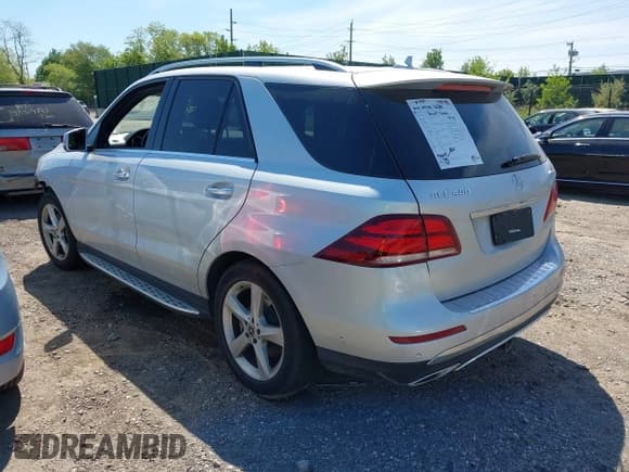 ✅ 2019 Mercedes-Benz GLE 400 • VIN: 4JGDA5GB1KB211102 • Lot: 42145350. Listed on IAAI with 54,781 mi. Free auction sales archive from the USA and detailed vehicle history report at DreamBid. Image 3.