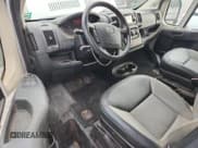 ✅ 2017 Ram ProMaster Cargo • VIN: 3C6TRVBG8HE512304 • Lot: 67922925. Wystawiony na Copart z przebiegiem 149 065 mil. Bezpłatny archiwum sprzedaży aukcyjnych z USA i szczegółowy raport historii pojazdu na DreamBid. Zdjęcie 8.