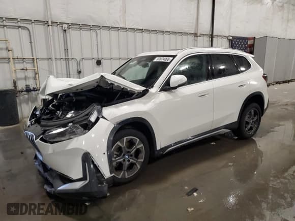 ✅ 2026 BMW X1 xDrive28i • VIN: WBX73EF06T5407566 • Lot: 92824065. Wystawiony na Copart z przebiegiem 2 052 mil. Bezpłatny archiwum sprzedaży aukcyjnych z USA i szczegółowy raport historii pojazdu na DreamBid. Zdjęcie 1.