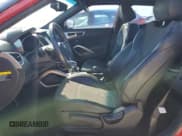 ✅ 2016 Hyundai Veloster • VIN: KMHTC6AD9GU300188 • Lot: 77592384. Wystawiony na Copart z przebiegiem 88 769 mil. Bezpłatny archiwum sprzedaży aukcyjnych z USA i szczegółowy raport historii pojazdu na DreamBid. Zdjęcie 7.