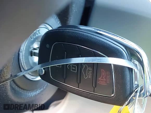 2017 Hyundai Sonata 2.4L с VIN 5NPE24AF9HH590983, выставлен на аукционе IAAI как лот 43478019 с пробегом 106 361 миль миль и . История ставок и продаж доступна на DreamBid. Изображение 11.