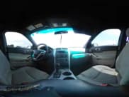 ✅ 2013 Ford Explorer • VIN: 1FM5K8B84DGC85389 • Lot: 42400527. Wystawiony na IAAI z przebiegiem 291 019 mil. Bezpłatny archiwum sprzedaży aukcyjnych z USA i szczegółowy raport historii pojazdu na DreamBid. Zdjęcie 18.