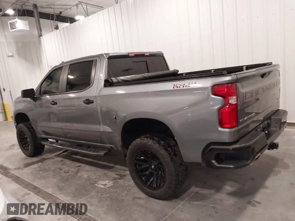 ✅ 2021 Chevrolet Silverado 1500 LT Trail Boss • VIN: 1GCPYFEL2MZ261063 • Лот: 43743393. Опубликован ранее на IAAI с пробегом 76 396 миль. Бесплатный доступ к архиву аукционных продаж из США и подробный отчёт об истории автомобиля на DreamBid. Изображение 14.