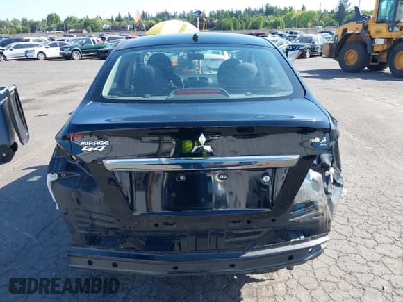 ✅ 2020 Mitsubishi Mirage ES • VIN: ML32F3FJ4LHF00893 • Lot: 42174947. Wystawiony na IAAI z przebiegiem 60 150 mil. Bezpłatny archiwum sprzedaży aukcyjnych z USA i szczegółowy raport historii pojazdu na DreamBid. Zdjęcie 16.