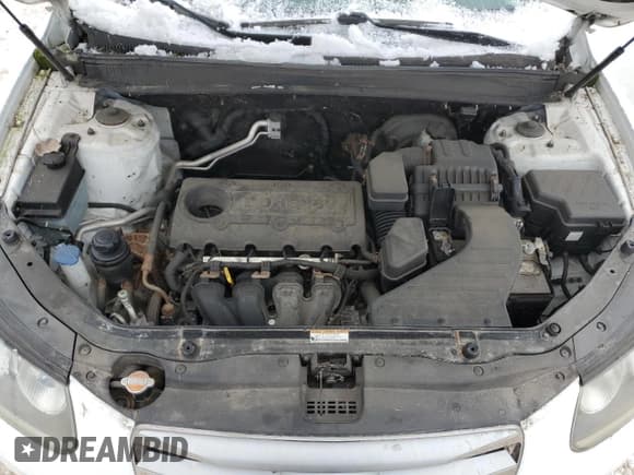 ✅ 2012 Hyundai Santa Fe Limited • VIN: 5XYZK3AB7CG098462 • Lot: 86331674. Listed on Copart with 151,108 mi. Free auction sales archive from the USA and detailed vehicle history report at DreamBid. Image 12.