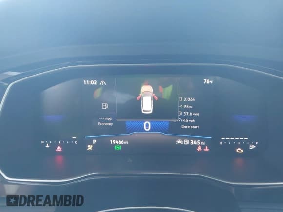 ✅ 2024 Volkswagen Jetta S • VIN: 3VW5M7BU1RM102028 • Lot: 42980097. Listed on IAAI with 19,466 mi. Free auction sales archive from the USA and detailed vehicle history report at DreamBid. Image 7.