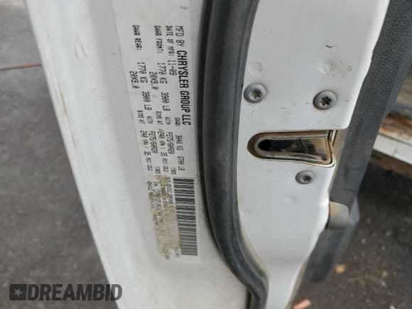 ✅ 2010 Dodge 1500 SLT • VIN: 1D7RV1GP1AS161440 • Lot: 59838445. Wystawiony na Copart z przebiegiem 156 815 mil. Bezpłatny archiwum sprzedaży aukcyjnych z USA i szczegółowy raport historii pojazdu na DreamBid. Zdjęcie 13.