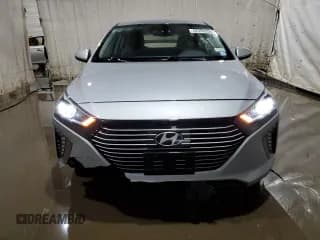 ✅ 2019 Hyundai Ioniq Limited • VIN: KMHC75LD9KU172927 • Lot: 42393255. Wystawiony na Copart z przebiegiem 68 694 mil. Bezpłatny archiwum sprzedaży aukcyjnych z USA i szczegółowy raport historii pojazdu na DreamBid. Zdjęcie 5.