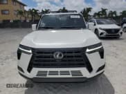 ✅ 2024 Lexus GX 550 Luxury • VIN: JTJVBCDX5R5016331 • Lot: 54752125. Wystawiony na Copart z przebiegiem 1 315 mil. Bezpłatny archiwum sprzedaży aukcyjnych z USA i szczegółowy raport historii pojazdu na DreamBid. Zdjęcie 5.
