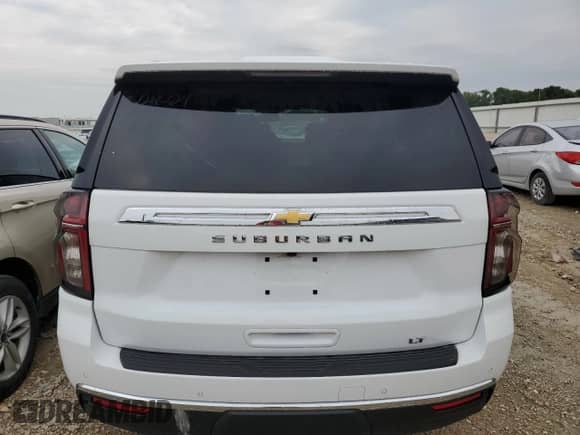 2024 Chevrolet Suburban LT z VIN 1GNSCCKD7RR191966, wystawiony jako Copart lot #69466314 z przebiegiem 7 066 mil mil oraz Szkoda całkowita • Salvage title. Historia ofert i sprzedaży dostępna na DreamBid. Obrazek 6.