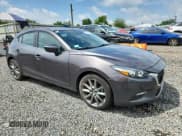 ✅ 2018 Mazda 3 Touring • VIN: 3MZBN1L38JM252032 • Lot: 62216025. Wystawiony na Copart z przebiegiem 28 462 mil. Bezpłatny archiwum sprzedaży aukcyjnych z USA i szczegółowy raport historii pojazdu na DreamBid. Zdjęcie 4.