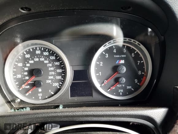 ✅ 2011 BMW M3 • VIN: WBSDX9C5XBE399264 • Лот: 82384255. Опубликован ранее на Copart с пробегом Не указан. Бесплатный доступ к архиву аукционных продаж из США и подробный отчёт об истории автомобиля на DreamBid. Изображение 9.