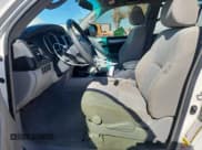 ✅ 2008 Toyota 4Runner SR5 • VIN: JTEBU14R58K011664 • Лот: 86193965. Опубликован ранее на Copart с пробегом 178 429 миль. Бесплатный доступ к архиву аукционных продаж из США и подробный отчёт об истории автомобиля на DreamBid. Изображение 7.