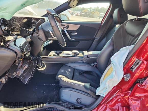 ✅ 2020 Mercedes-Benz A 220 • VIN: W1K3G4EBXLJ235097 • Lot: 71989605. Wystawiony na Copart z przebiegiem Nie podano. Bezpłatny archiwum sprzedaży aukcyjnych z USA i szczegółowy raport historii pojazdu na DreamBid. Zdjęcie 7.