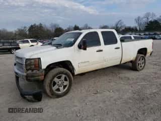 2008 Chevrolet Silverado 3500HD SRW Work Truck с VIN 1GCHC33K48F100412, выставлен на аукционе Copart как лот 44030635 с пробегом 275 913 миль миль и Списание • Salvage title. История ставок и продаж доступна на DreamBid. Изображение 1.