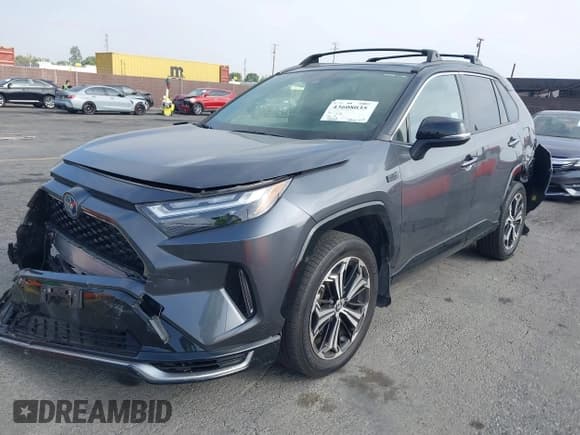 ✅ 2023 Toyota RAV4 XSE • VIN: JTMEB3FV7PD148587 • Lot: 43608035. Wystawiony na IAAI z przebiegiem 58 064 mil. Bezpłatny archiwum sprzedaży aukcyjnych z USA i szczegółowy raport historii pojazdu na DreamBid. Zdjęcie 17.