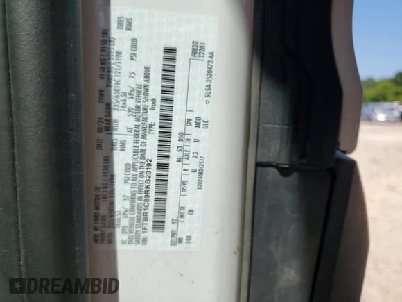 ✅ 2024 Ford Transit Cargo • VIN: 1FTBR1C89RKB20192 • Lot: 66146605. Wystawiony na Copart z przebiegiem 58 138 mil. Bezpłatny archiwum sprzedaży aukcyjnych z USA i szczegółowy raport historii pojazdu na DreamBid. Zdjęcie 13.