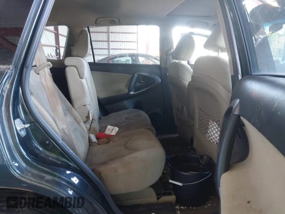 ✅ 2012 Toyota RAV4 • VIN: 2T3BF4DV0CW254828 • Lot: 42997930. Wystawiony na IAAI z przebiegiem Nie podano. Bezpłatny archiwum sprzedaży aukcyjnych z USA i szczegółowy raport historii pojazdu na DreamBid. Zdjęcie 8.