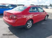 ✅ 2008 Volkswagen Jetta SE • VIN: 3VWRZ71K38M082799 • Lot: 43792511. Wystawiony na IAAI z przebiegiem 154 070 mil. Bezpłatny archiwum sprzedaży aukcyjnych z USA i szczegółowy raport historii pojazdu na DreamBid. Zdjęcie 4.