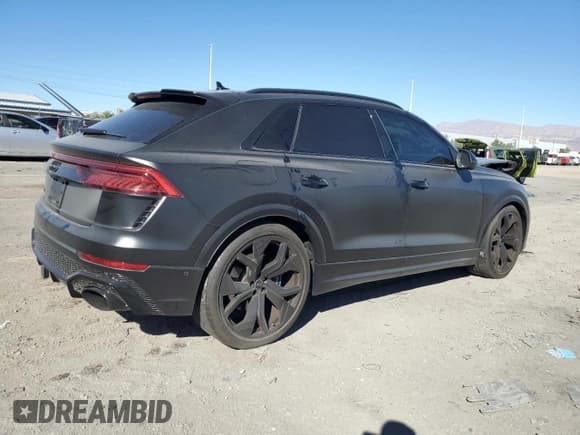 ✅ 2021 Audi RS Q8 • VIN: WU1ARBF1XMD037936 • Лот: 89896125. Опубликован ранее на Copart с пробегом 30 518 миль. Бесплатный доступ к архиву аукционных продаж из США и подробный отчёт об истории автомобиля на DreamBid. Изображение 3.