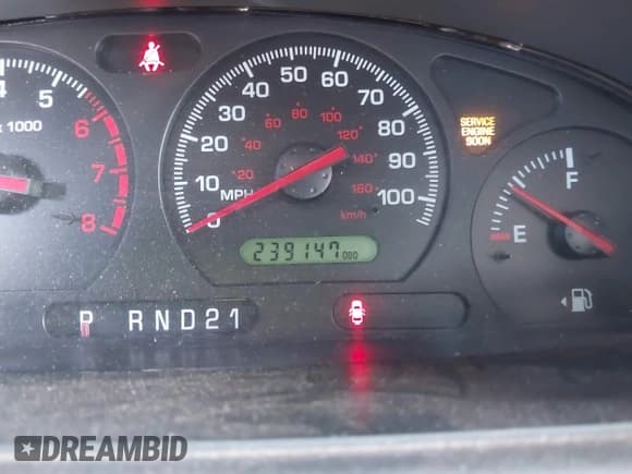 ✅ 2001 Nissan Quest GXE • VIN: 4N2ZN15T81D821145 • Лот: 41468850. Опубликован ранее на IAAI с пробегом 239 147 миль. Бесплатный доступ к архиву аукционных продаж из США и подробный отчёт об истории автомобиля на DreamBid. Изображение 7.