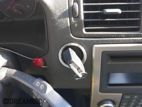 ✅ 2009 Volvo V50 • VIN: YV1MW390592470167 • Lot: 42473638. Listed on IAAI with 104,772 mi. Free auction sales archive from the USA and detailed vehicle history report at DreamBid. Image 11.