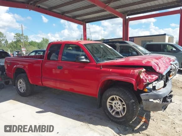 ✅ 2004 Dodge Dakota • VIN: 1D7HG12K74S727008 • Lot: 41690706. Wystawiony na IAAI z przebiegiem 72 924 mil. Bezpłatny archiwum sprzedaży aukcyjnych z USA i szczegółowy raport historii pojazdu na DreamBid. Zdjęcie 13.