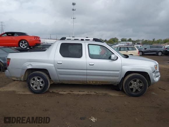 ✅ 2008 Honda Ridgeline RTS • VIN: 2HJYK16458H540749 • Лот: 43271523. Опубликован ранее на IAAI с пробегом 184 083 миль. Бесплатный доступ к архиву аукционных продаж из США и подробный отчёт об истории автомобиля на DreamBid. Изображение 13.